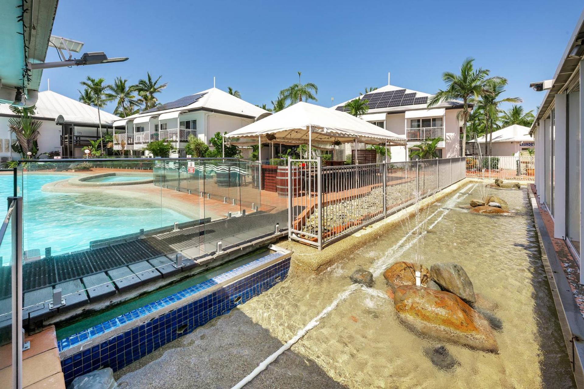 The Resort At Dolphin Heads Mackay Exterior foto
